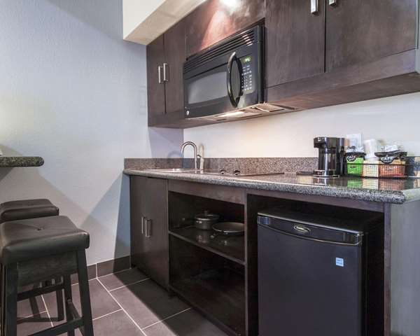 Suite - Comfort Inn & Suites Airport El Paso - I-10, Exit 25