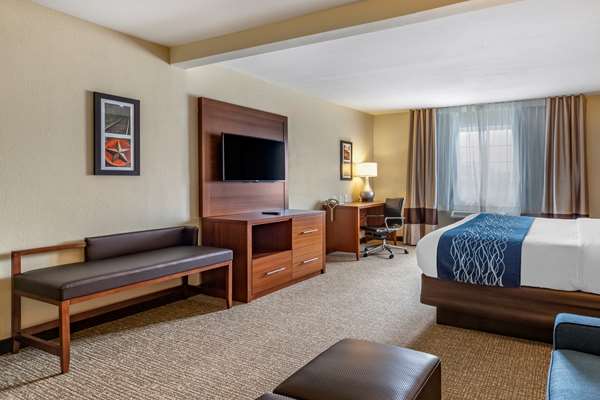  - Comfort Inn & Suites Boerne - I-10, Exit 540