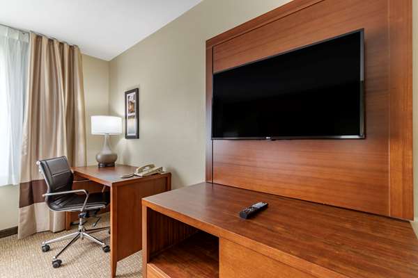  - Comfort Inn & Suites Boerne - I-10, Exit 540