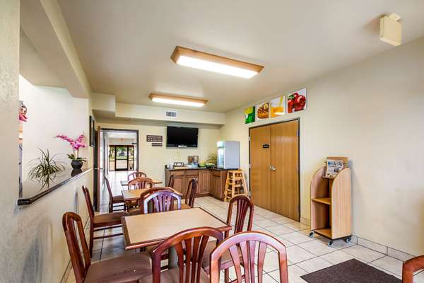 Amenities - Quality Suites San Antonio