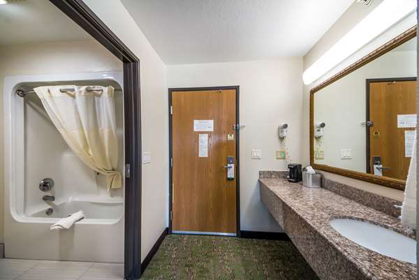  - Quality Suites San Antonio