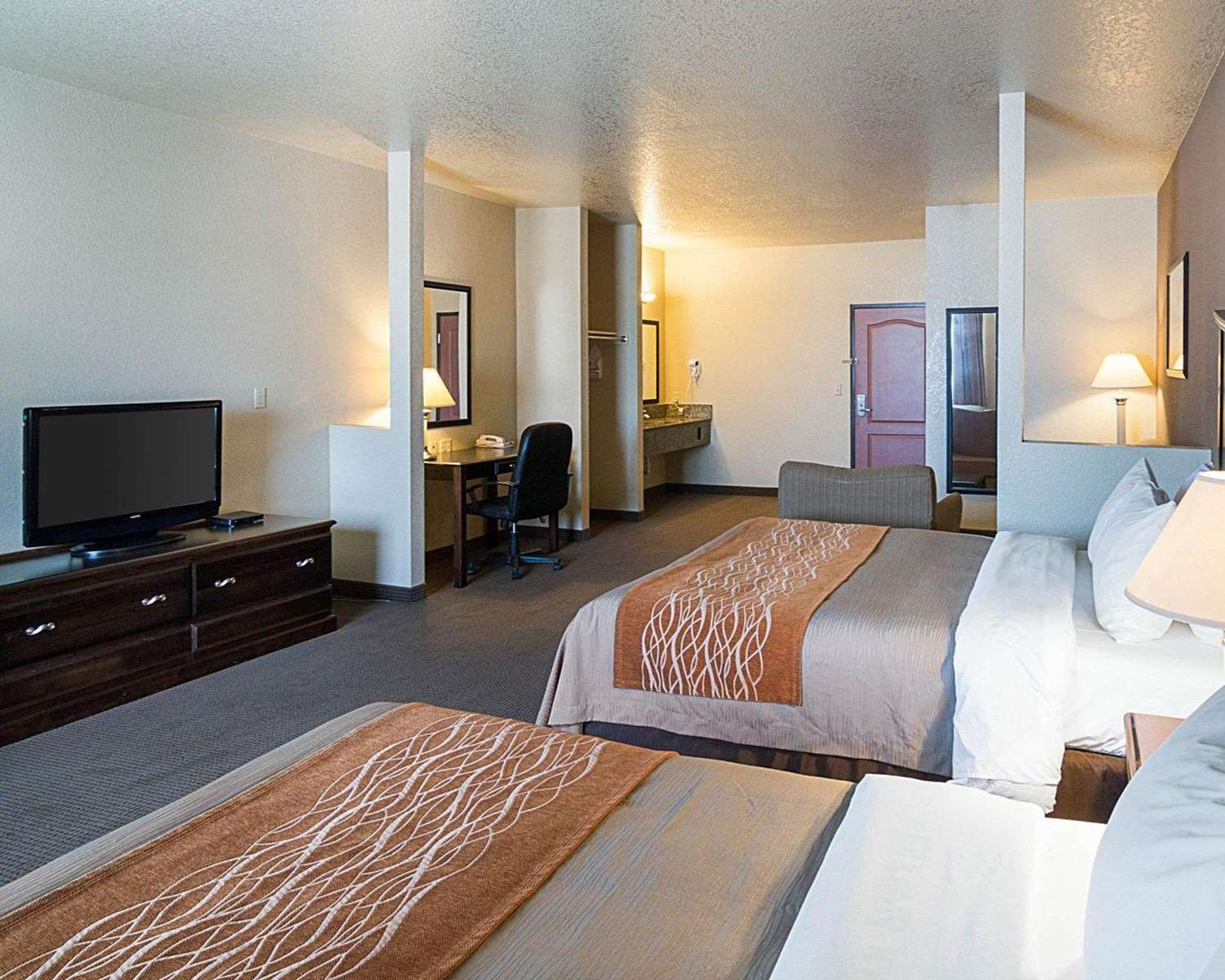 Comfort Inn Stanton I20, Exit 156, TX See Discounts