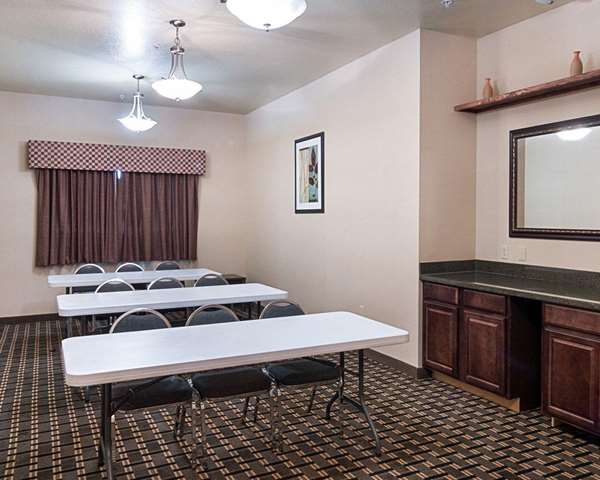  - Comfort Inn Stanton - I-20, Exit 156