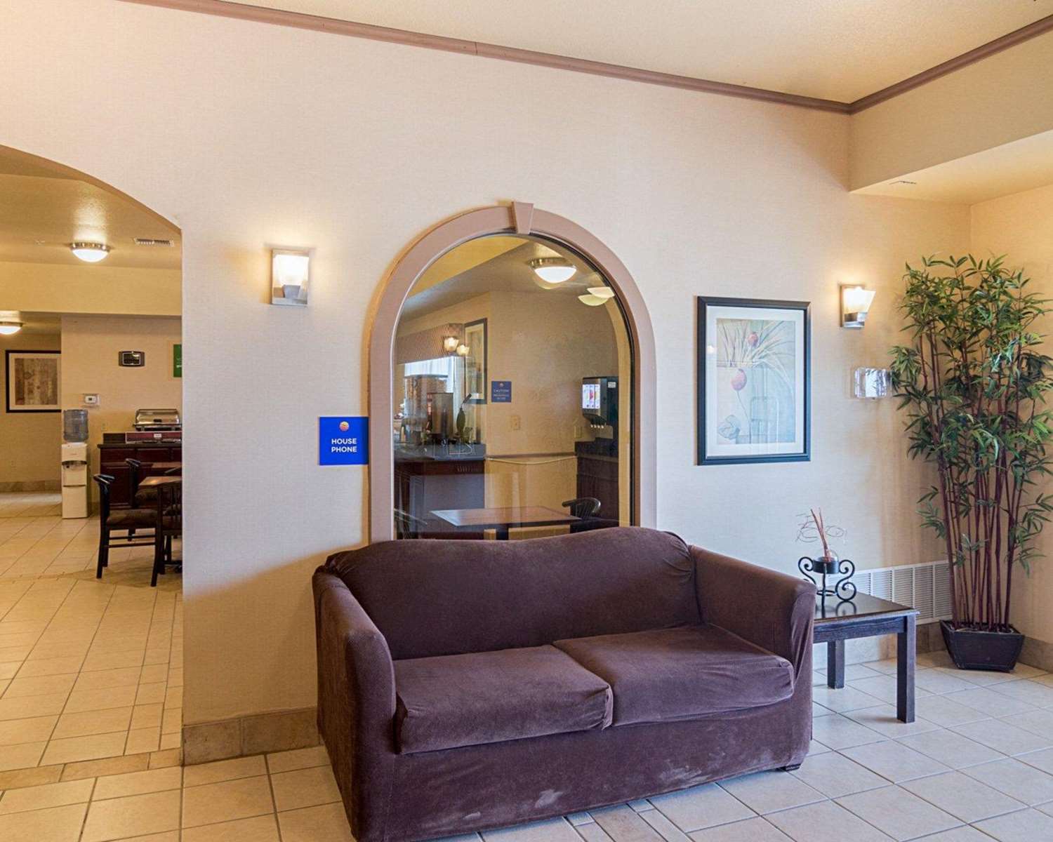 Comfort Inn Stanton I20, Exit 156, TX See Discounts