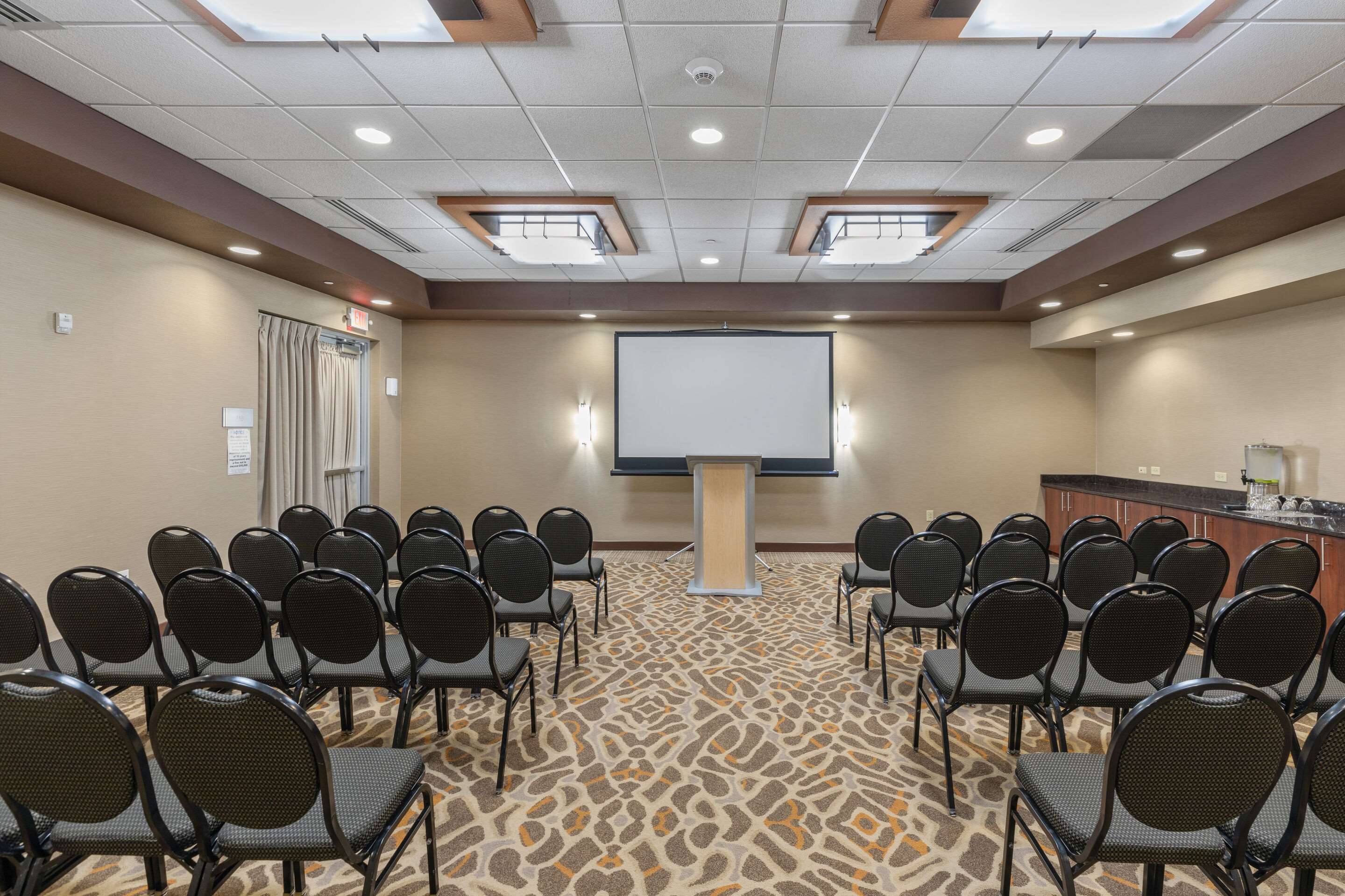 Meeting room | Cambria Hotel Plano Frisco