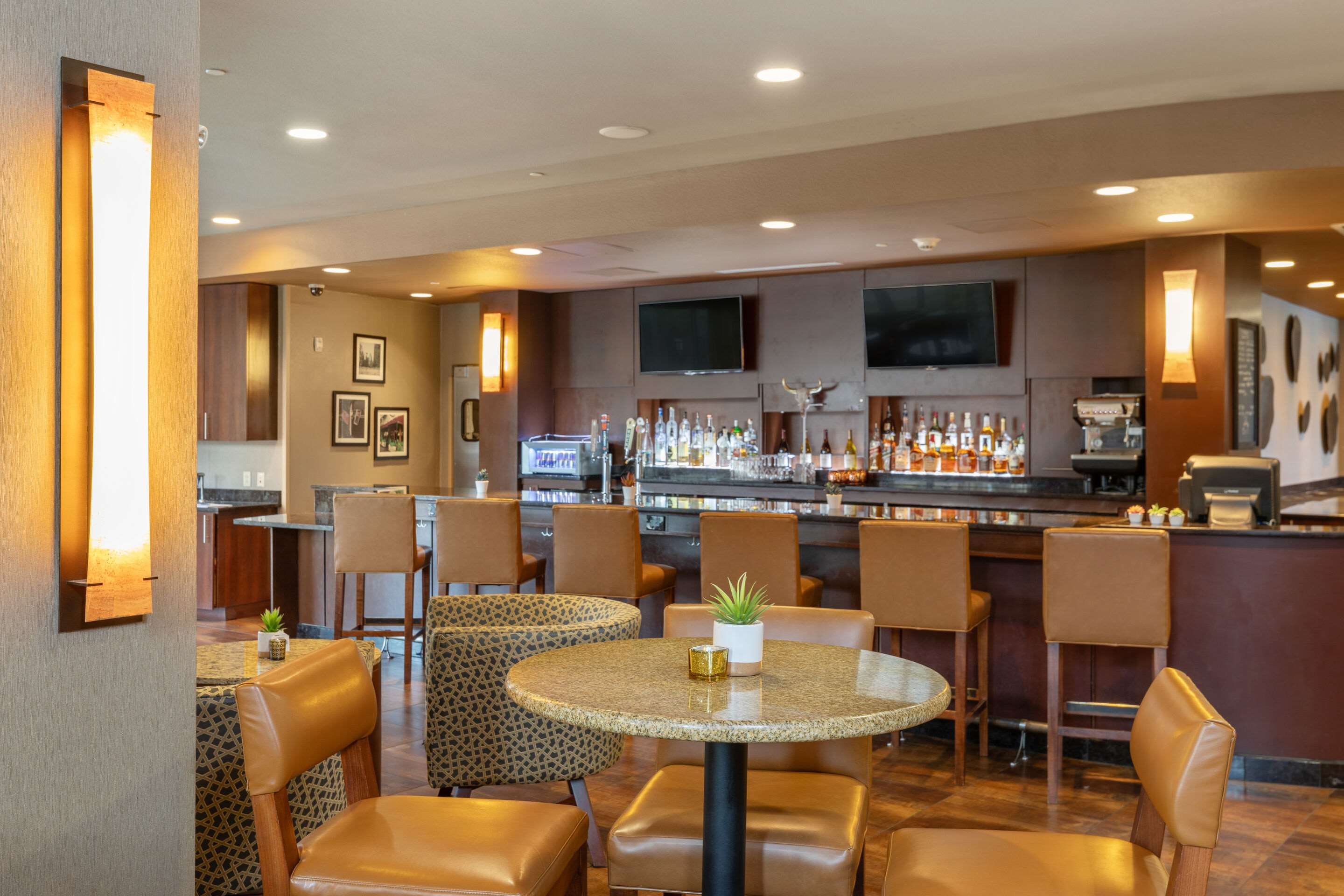 bar | Cambria Hotel Plano Frisco