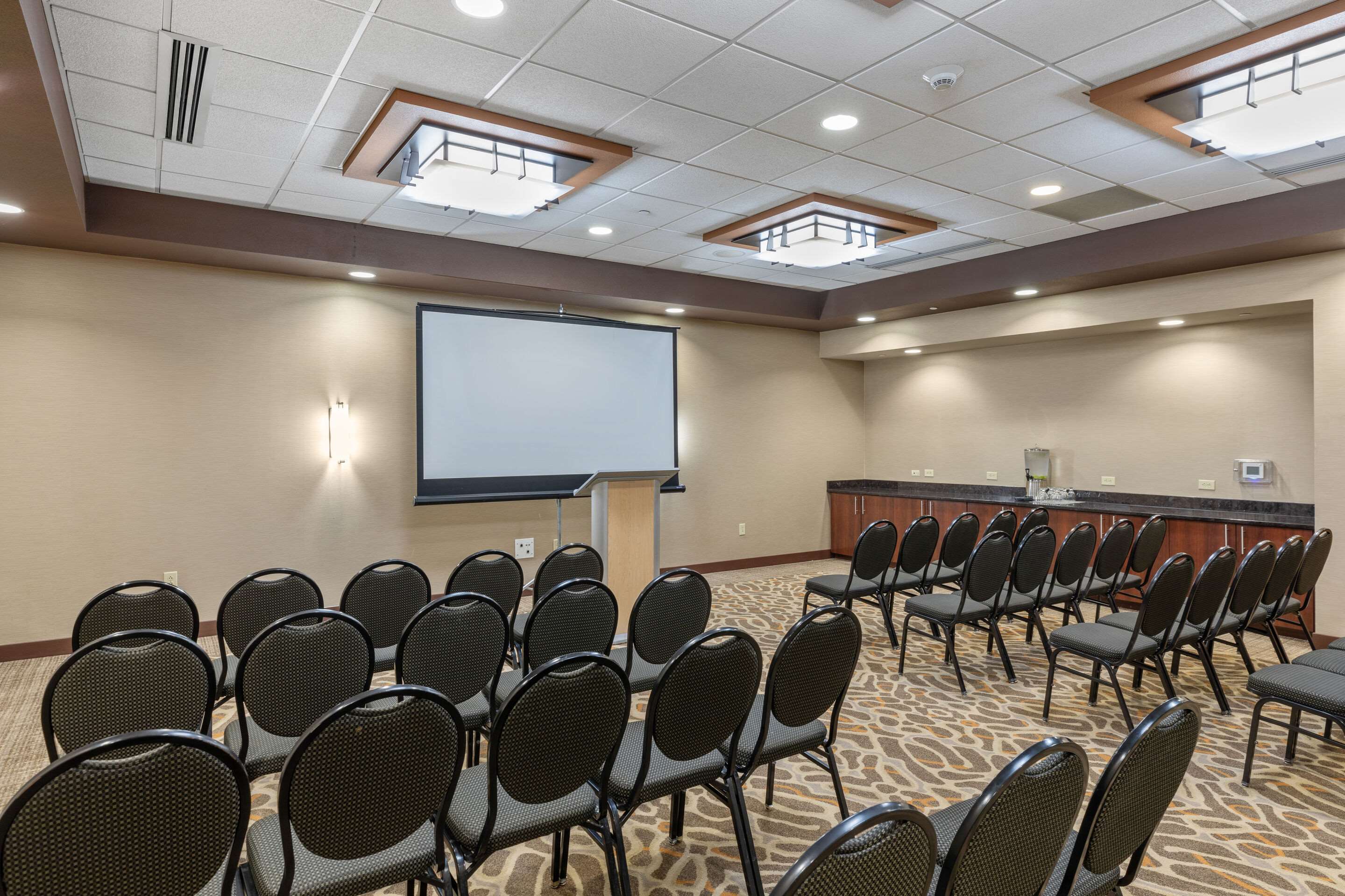 Meeting room | Cambria Hotel Plano Frisco