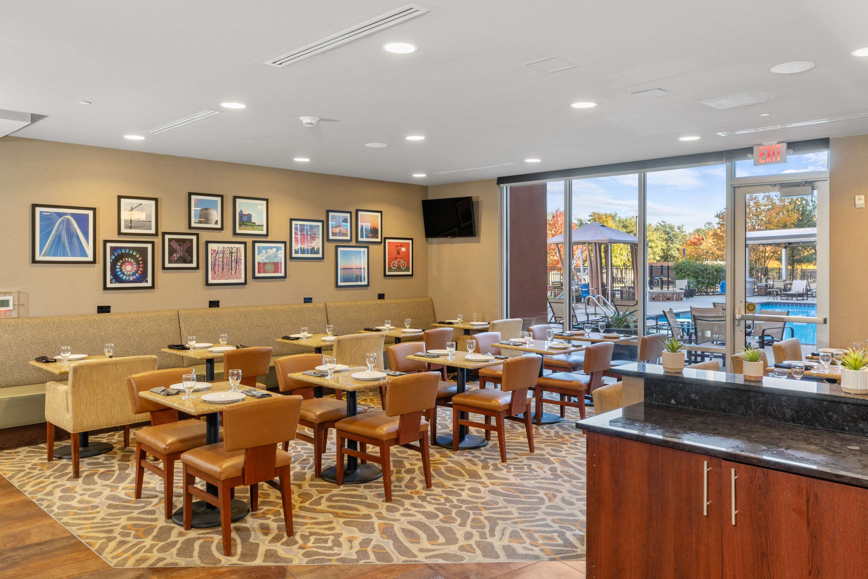 Breakfast area | Cambria Hotel Plano Frisco