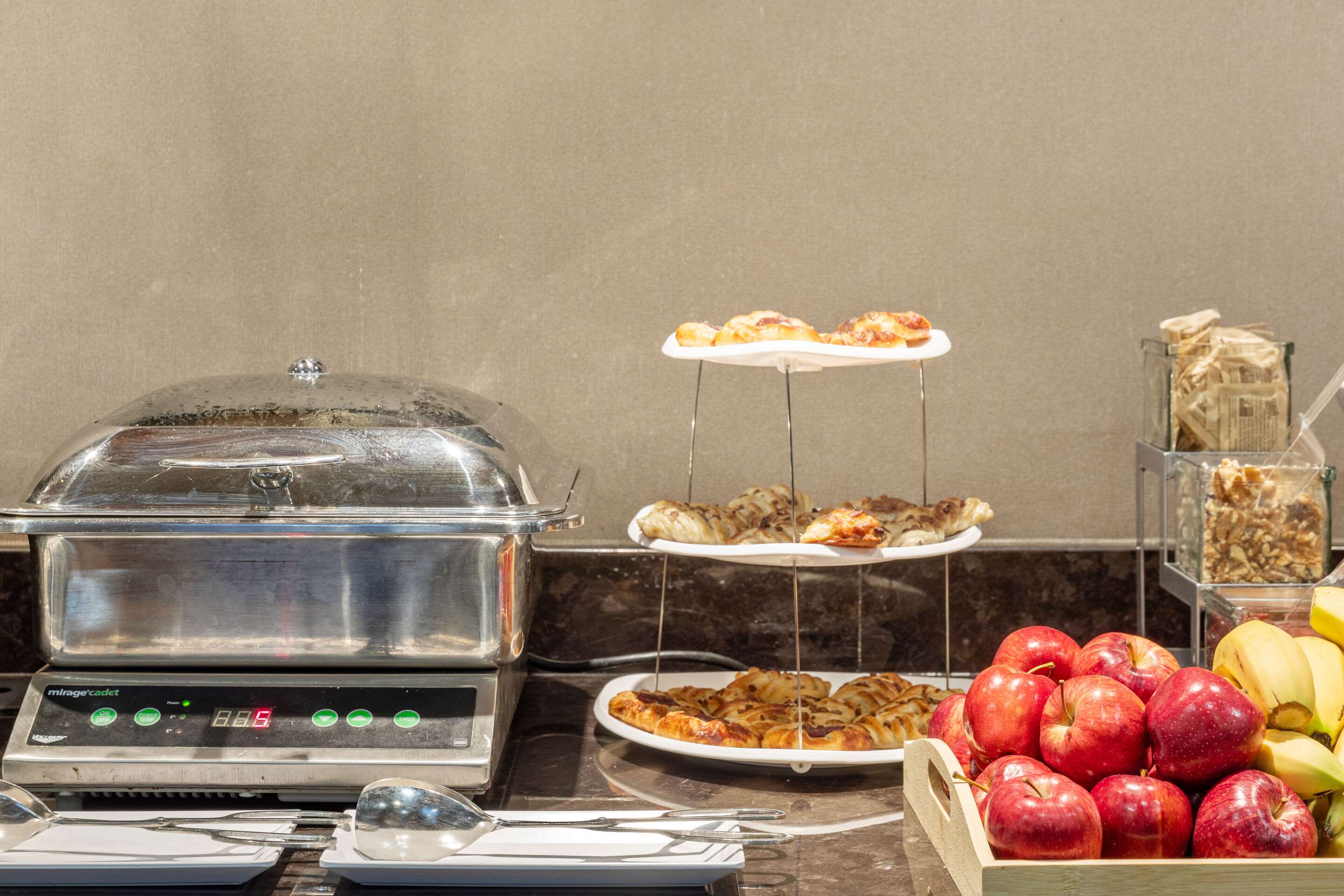 Breakfast area | Cambria Hotel Plano Frisco
