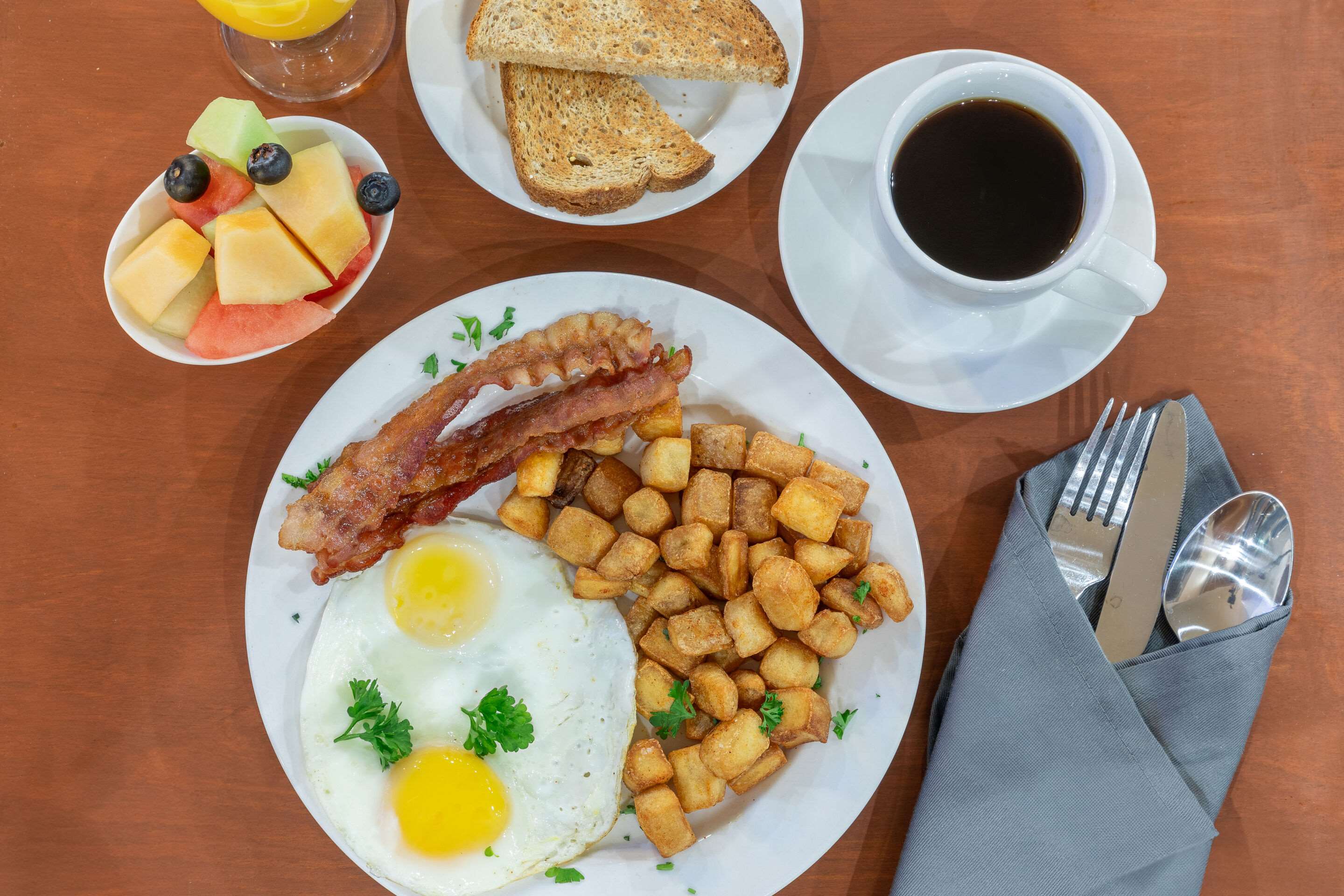 Breakfast area | Cambria Hotel Plano Frisco