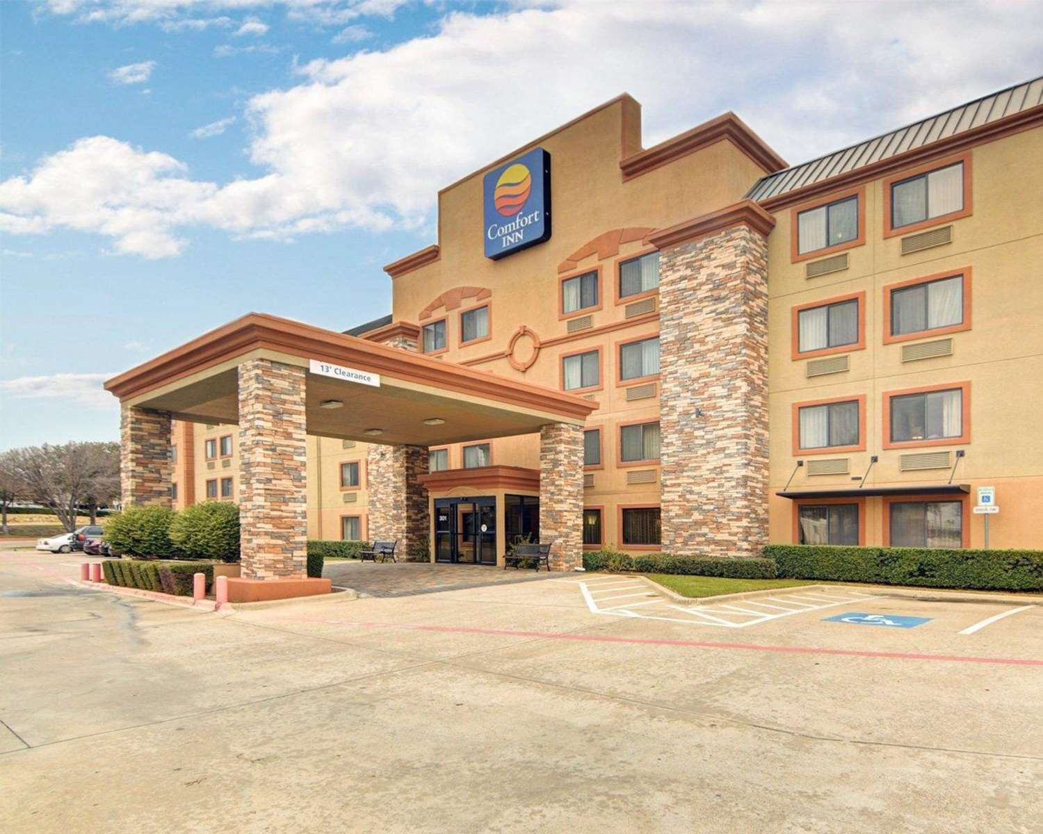 Comfort Inn Grapevine, TX See Discounts