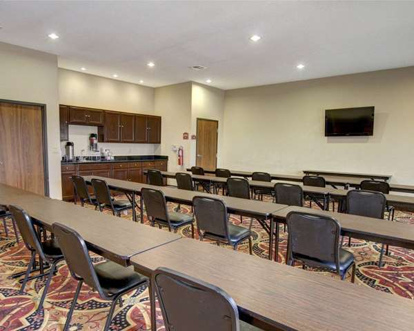  - Comfort Inn & Suites Alvarado