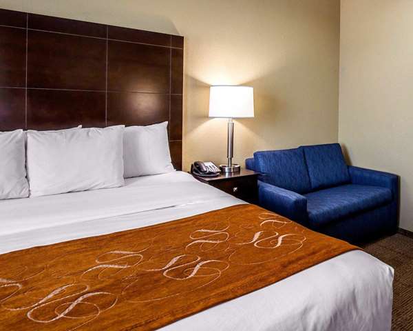  - Comfort Suites Northwest Houston