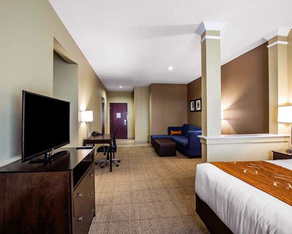  - Comfort Suites Northwest Houston