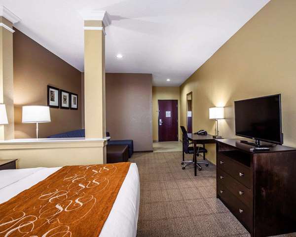  - Comfort Suites Northwest Houston
