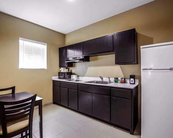Suite - Comfort Suites Northwest Houston