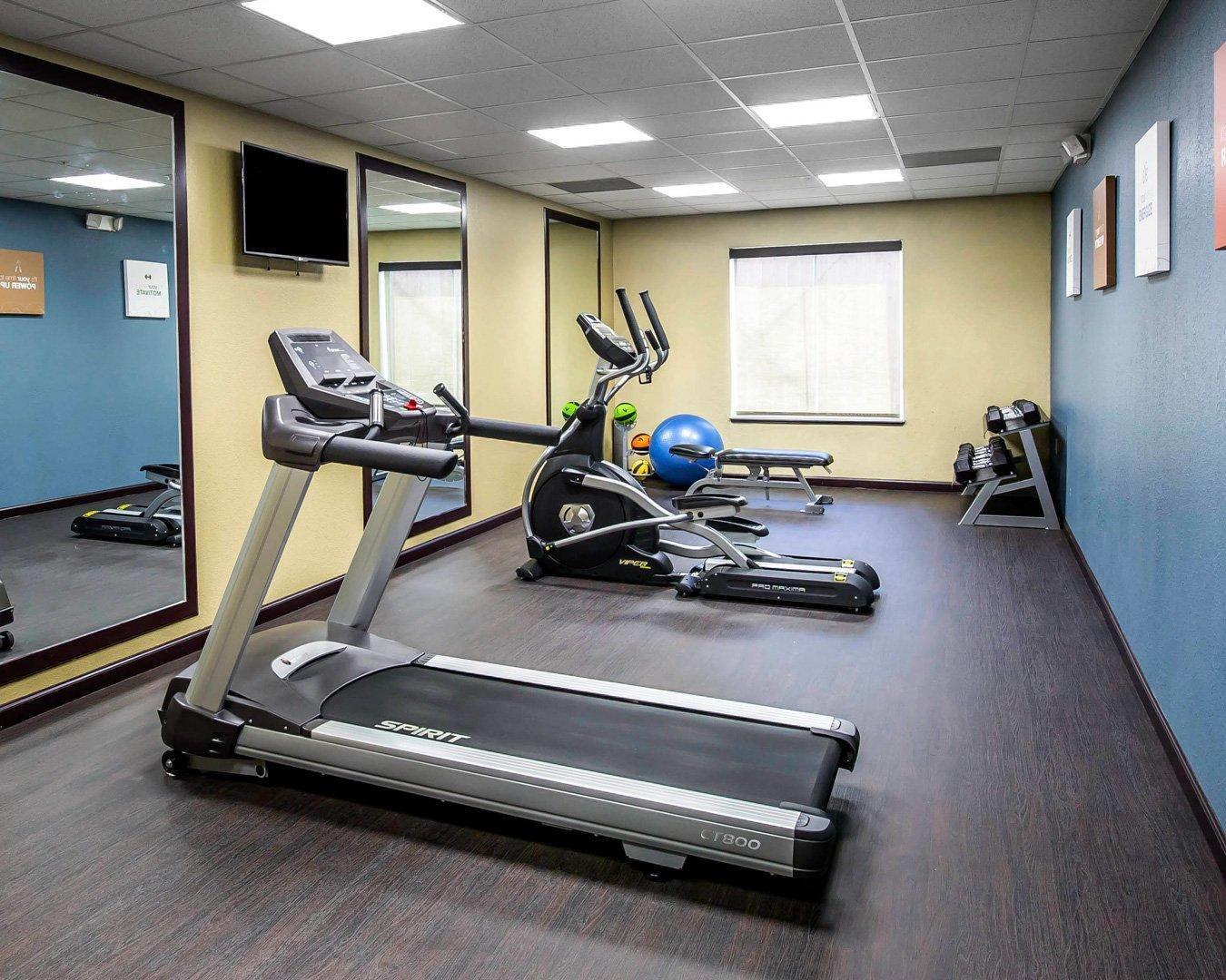 Fitness center | Comfort Suites Northwest - Cy - Fair