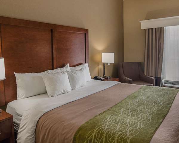  - Comfort Inn Midland - I-20, Exit 136