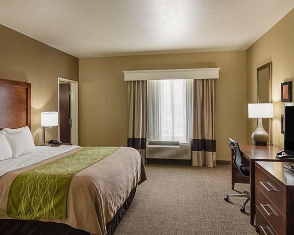 Suite - Comfort Inn Midland - I-20, Exit 136