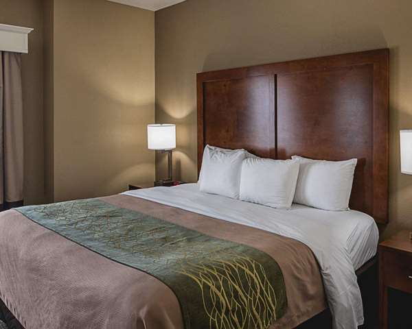 Suite - Comfort Inn Midland - I-20, Exit 136