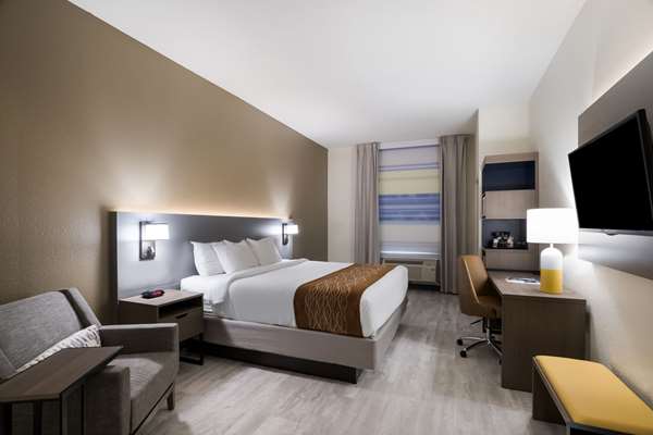  - Comfort Inn & Suites Victoria