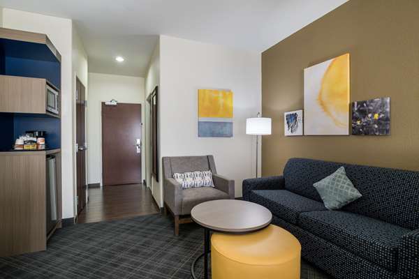 Suite - Comfort Inn & Suites Victoria