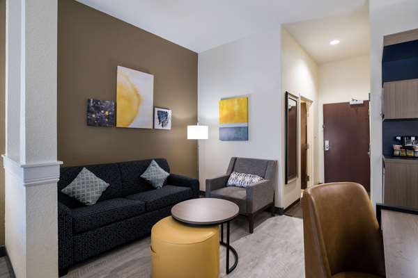 Suite - Comfort Inn & Suites Victoria
