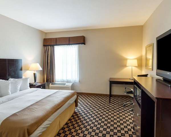  - Quality Inn & Suites Groesbeck