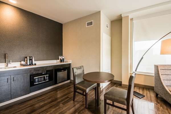 Suite - Cambria Hotel McAllen Convention Center