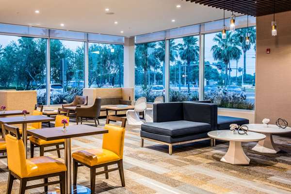 Restaurant - Cambria Hotel McAllen Convention Center