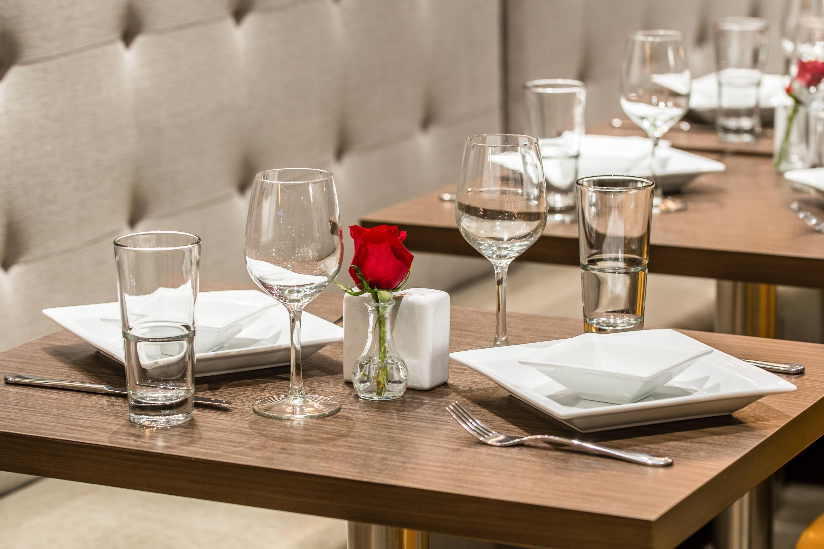 Dining room | Cambria Hotel McAllen Convention Center