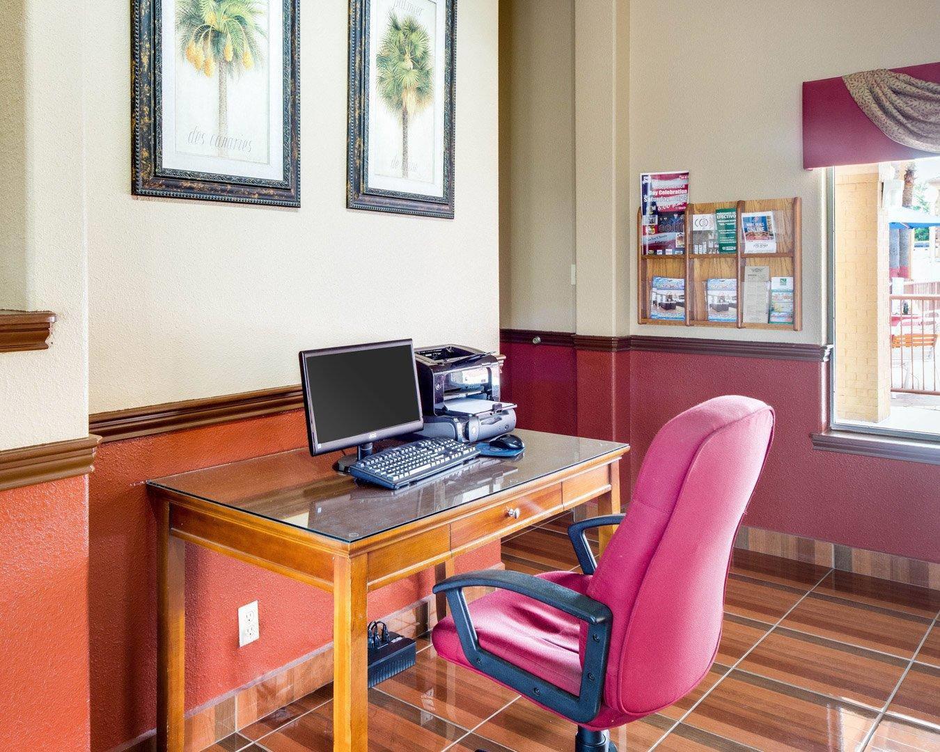 Business center | Econo Lodge Inn & Suites Eagle Pass