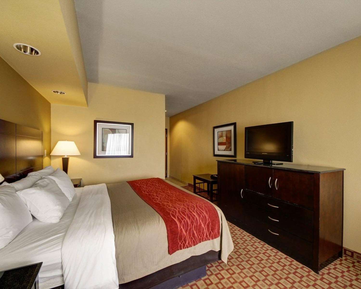 Comfort Inn & Suites Donna, TX See Discounts