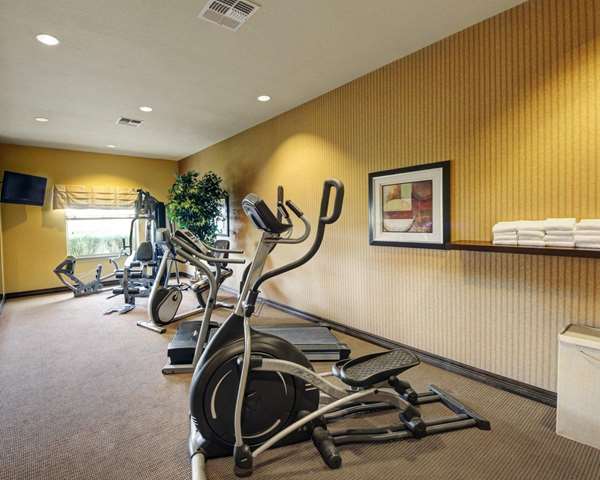 Fitness/ Exercise Room - Comfort Inn & Suites Donna
