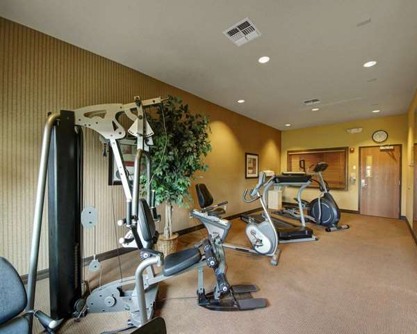 Fitness/ Exercise Room - Comfort Inn & Suites Donna