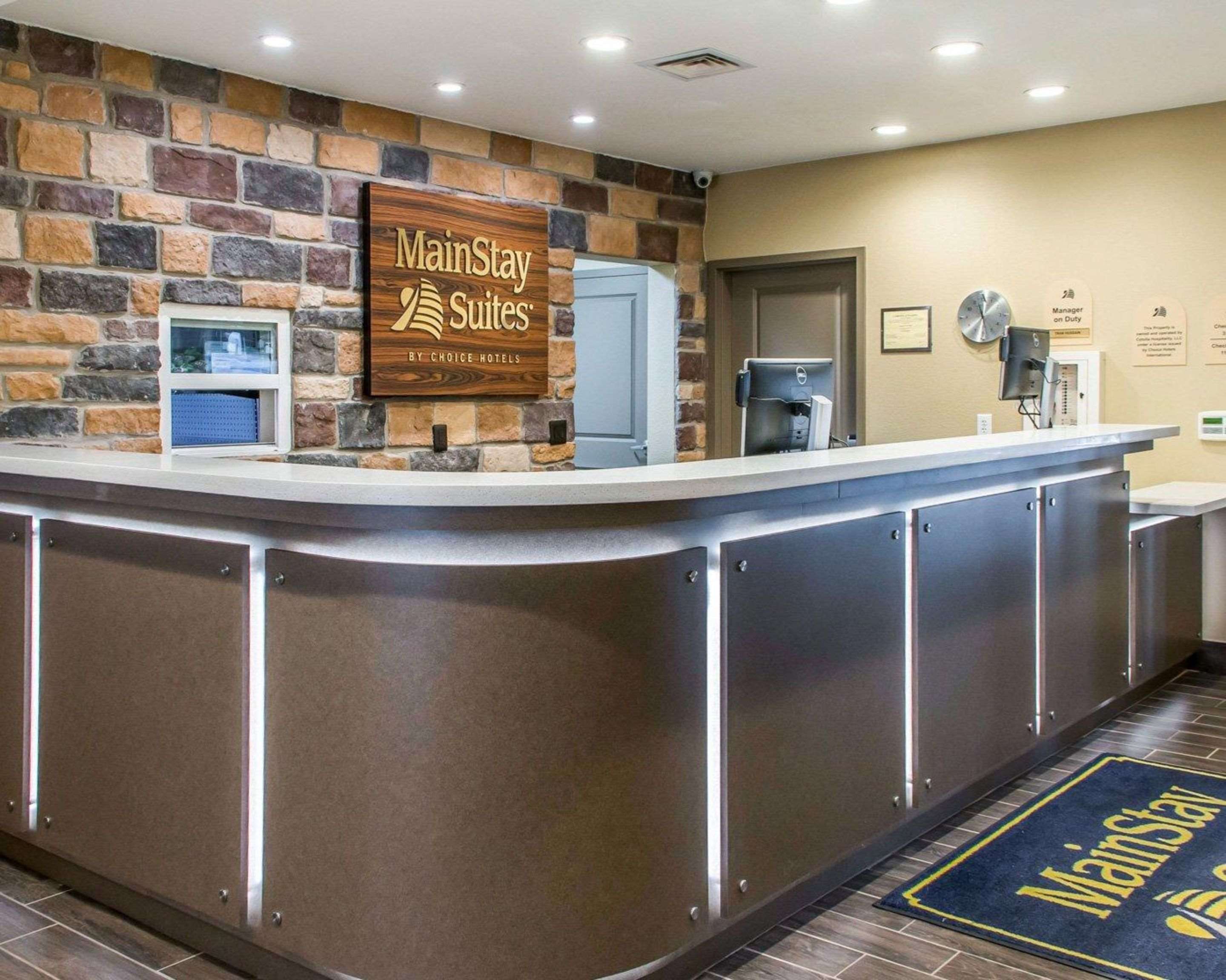 Front desk with friendly staff