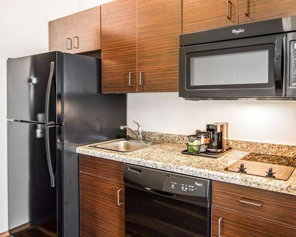  - MainStay Suites Lufkin