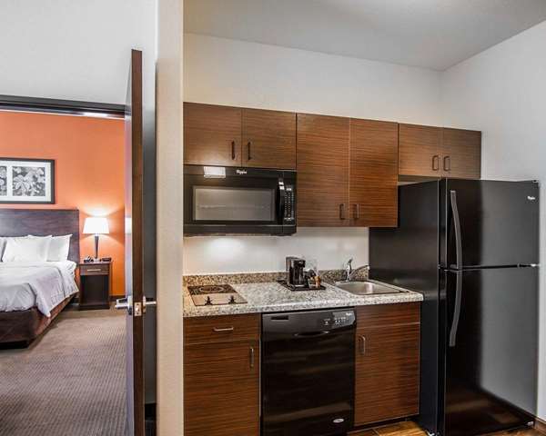  - MainStay Suites Lufkin