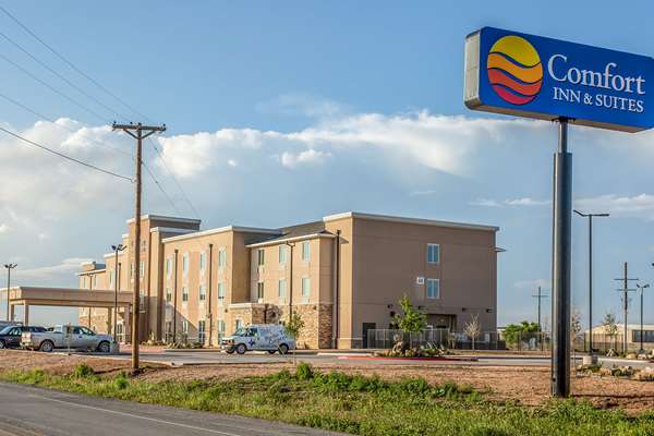 Exterior view - Comfort Inn & Suites Snyder