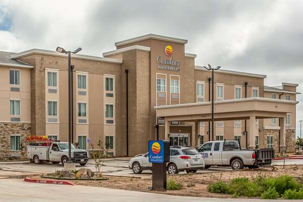 Exterior view - Comfort Inn & Suites Snyder