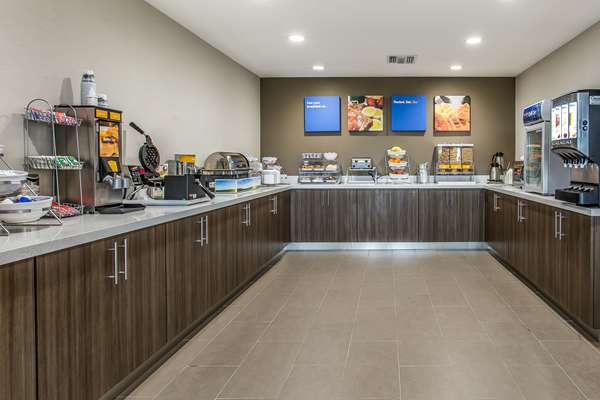 Amenities - Comfort Inn & Suites Snyder