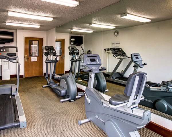 Fitness/ Exercise Room - Quality Inn Hillsboro