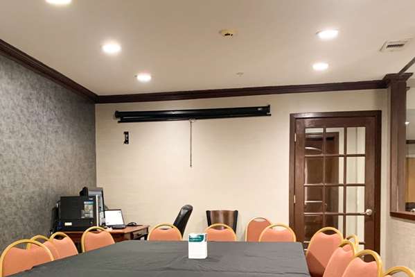  - Quality Inn Hillsboro