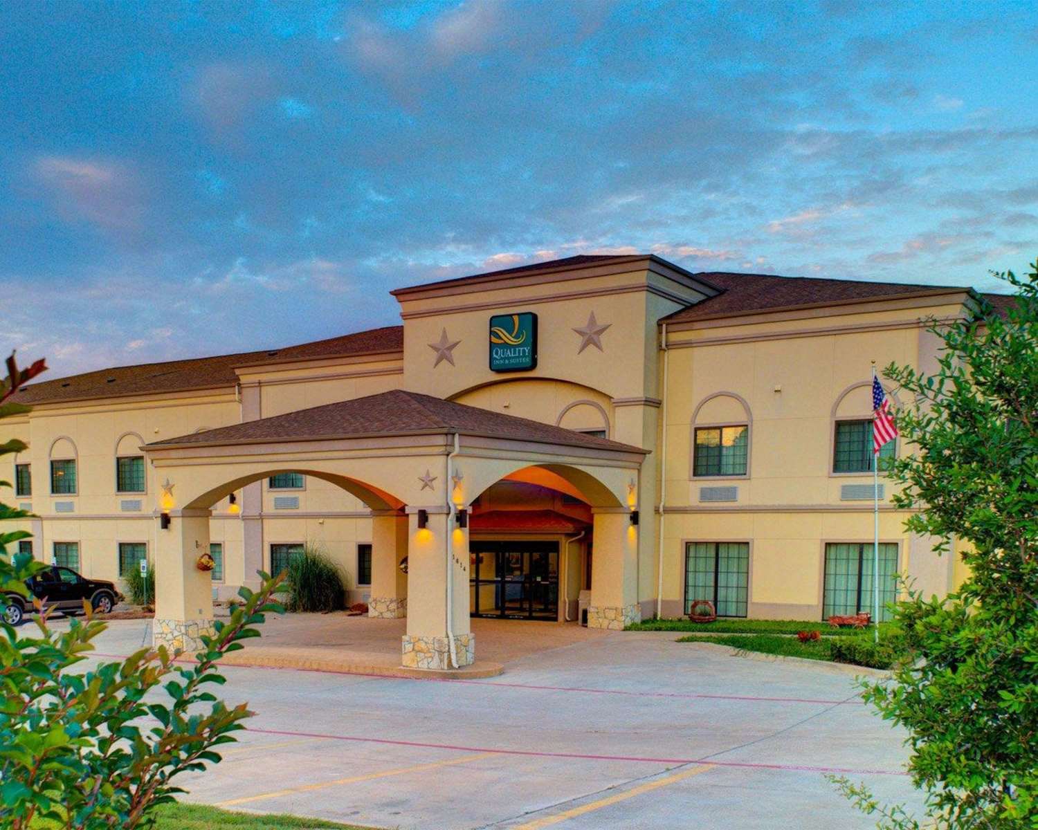 Quality Inn & Suites Glen Rose, TX See Discounts