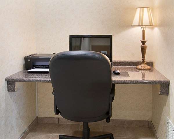 Conference Area - Quality Inn & Suites Glen Rose