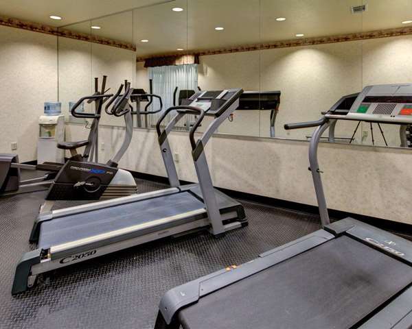 Fitness/ Exercise Room - Quality Inn & Suites Glen Rose