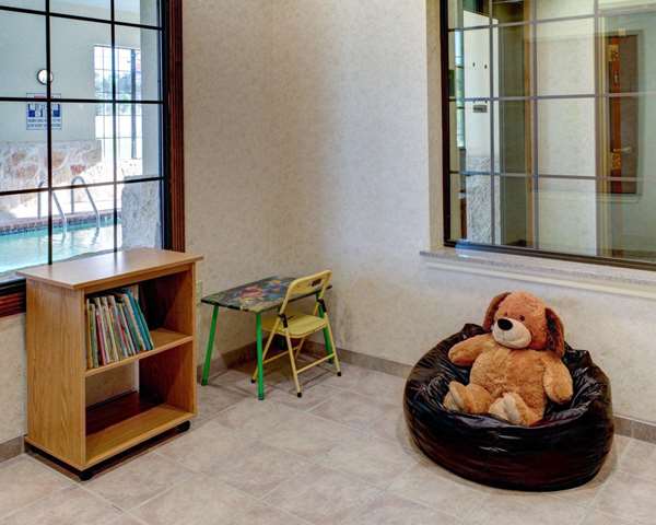 Conference Area - Quality Inn & Suites Glen Rose