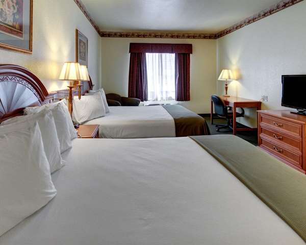  - Quality Inn & Suites Glen Rose