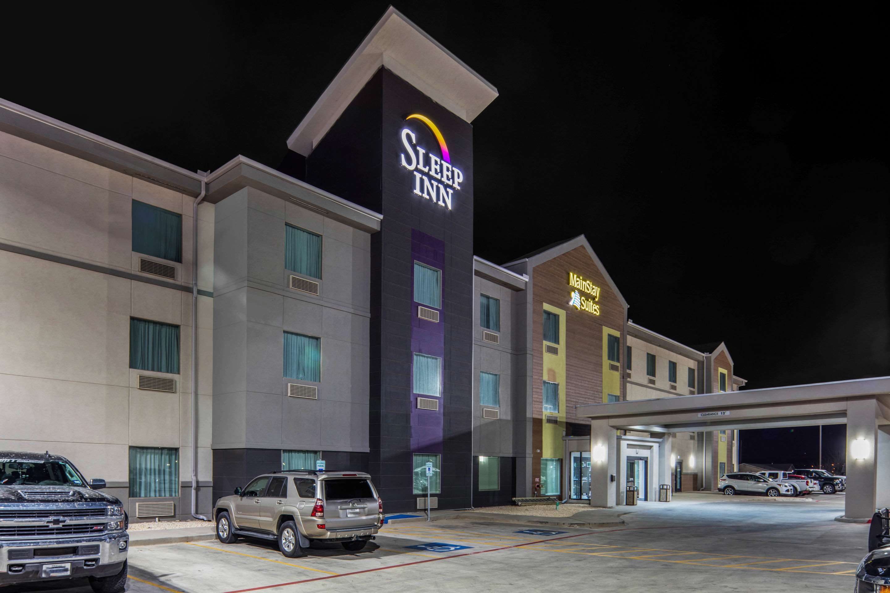 Hotel exterior | Sleep Inn