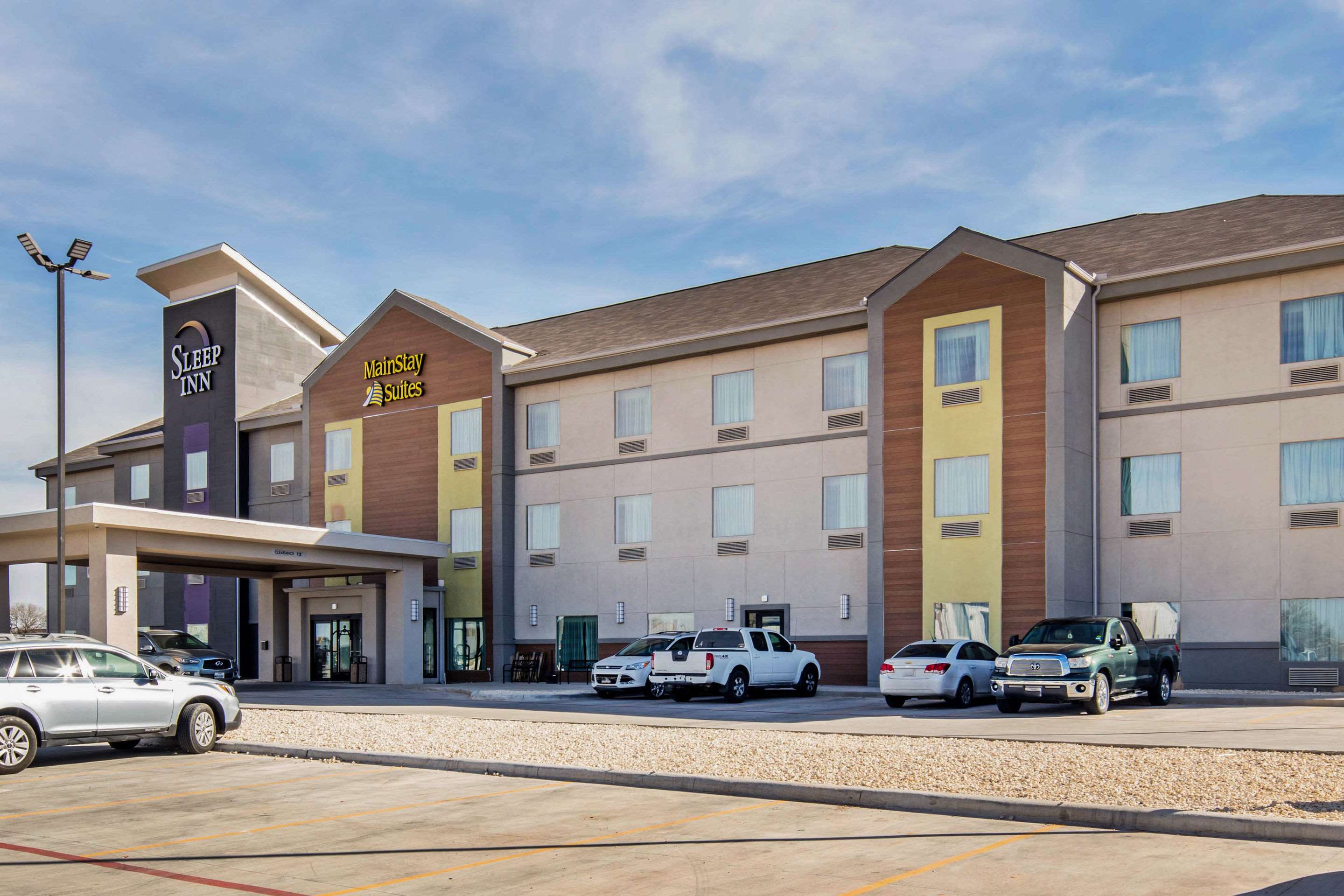 Hotel exterior | Sleep Inn